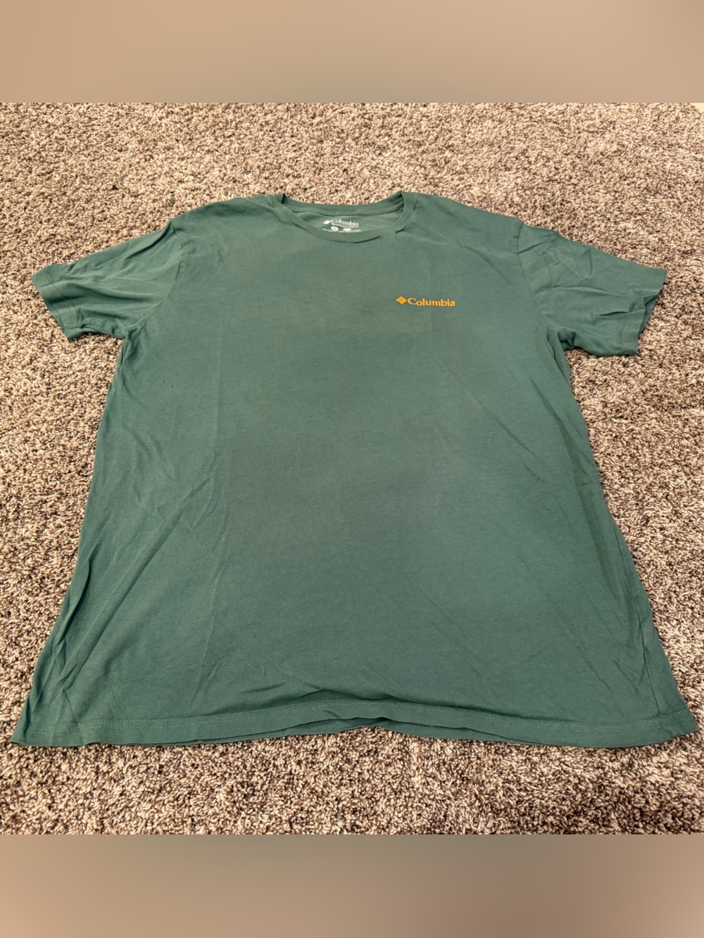 Columbia Men's Short Sleeve Tee in Dark Green with Gold Logo